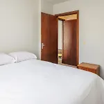 Apto com varanda 400m do mar B Camboriú RFT505
