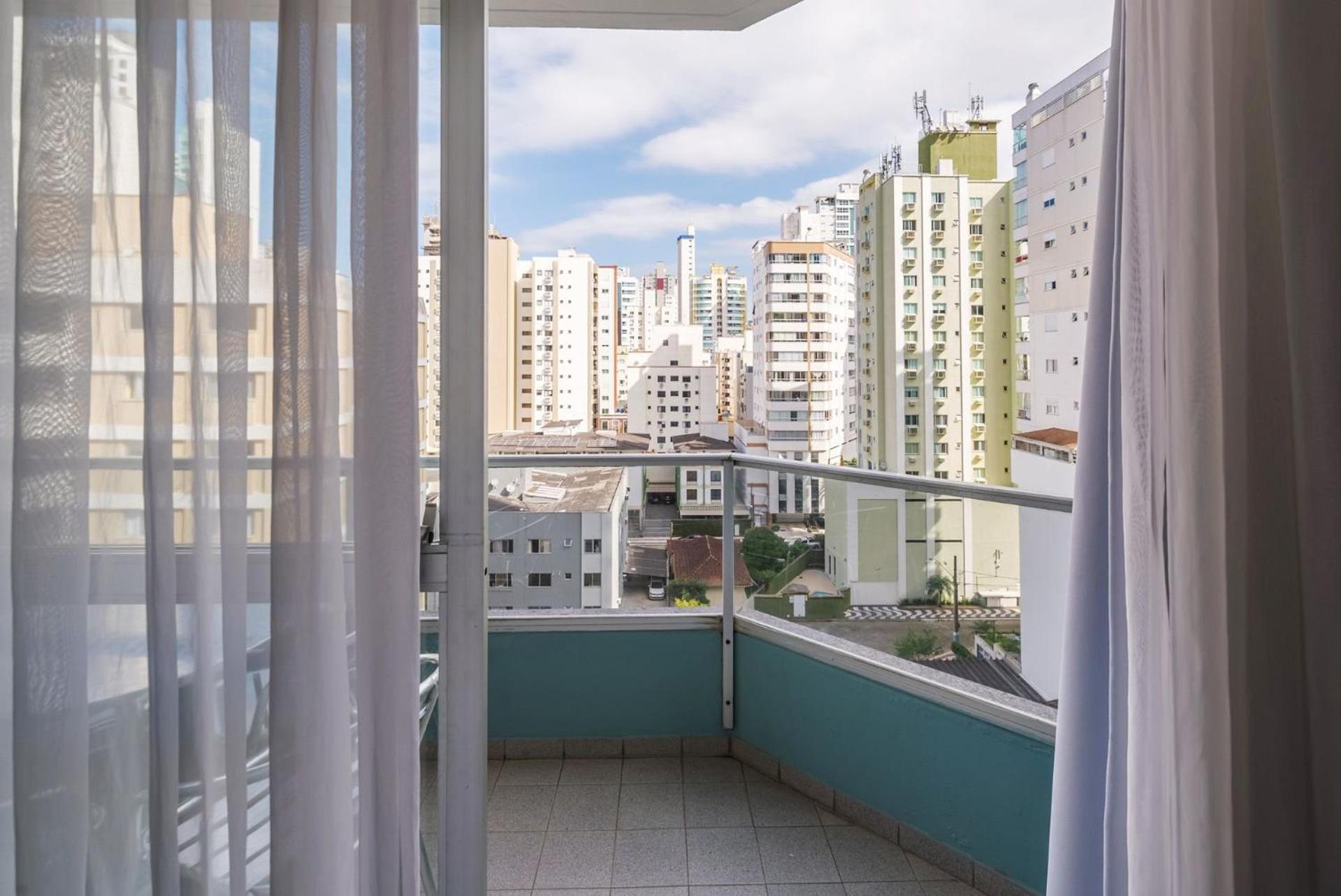 Apto Com Varanda 400m Do Mar B Camboriu Rft505 Apartamento *